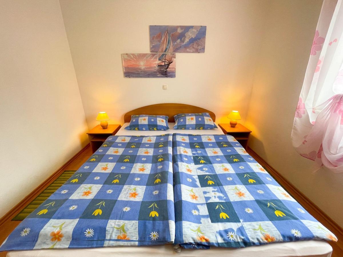 Apartmani Toni Dramalj Exterior photo