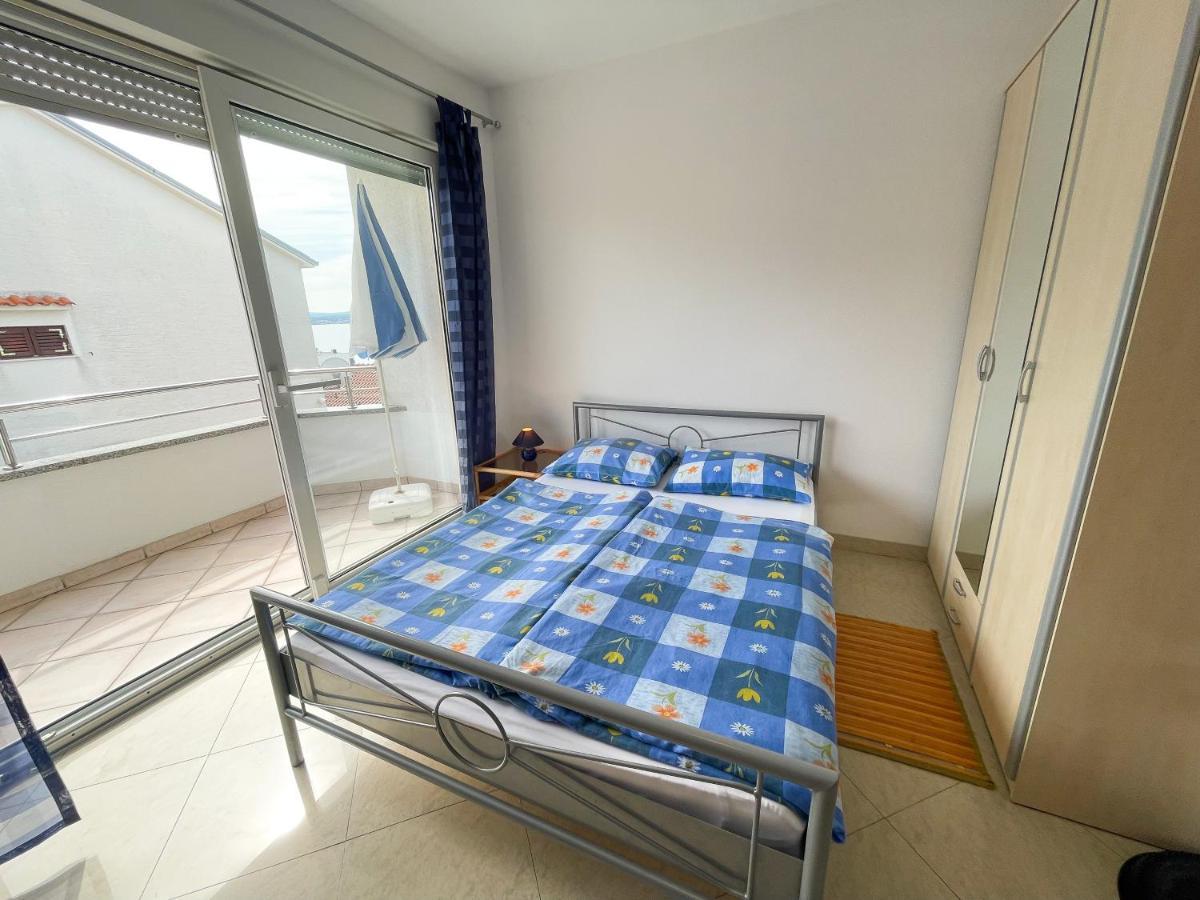 Apartmani Toni Dramalj Exterior photo