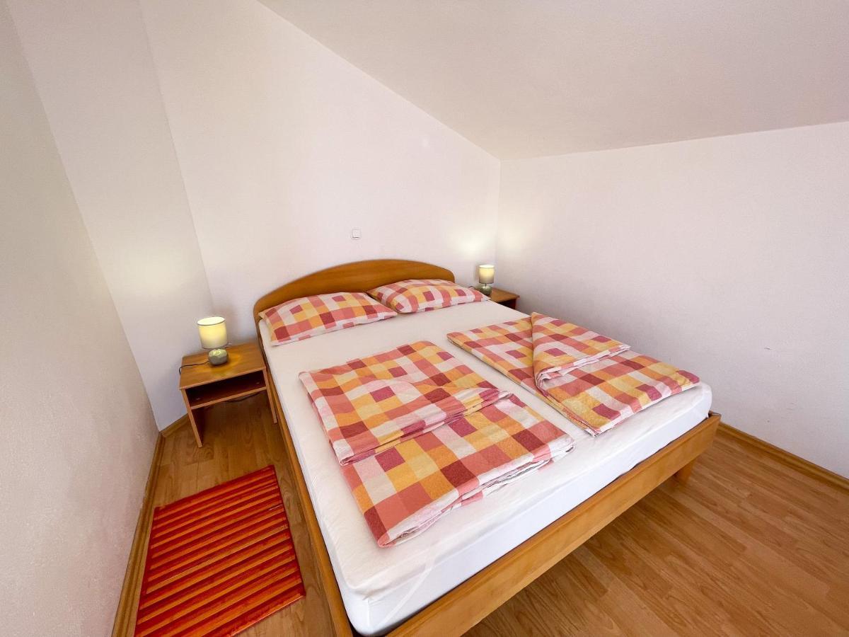 Apartmani Toni Dramalj Exterior photo